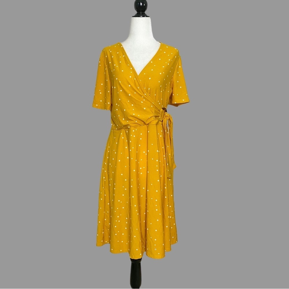 💜 L 💜 Dress Faux Wrap Tie Vibrant Mini Stretchy Yellow​